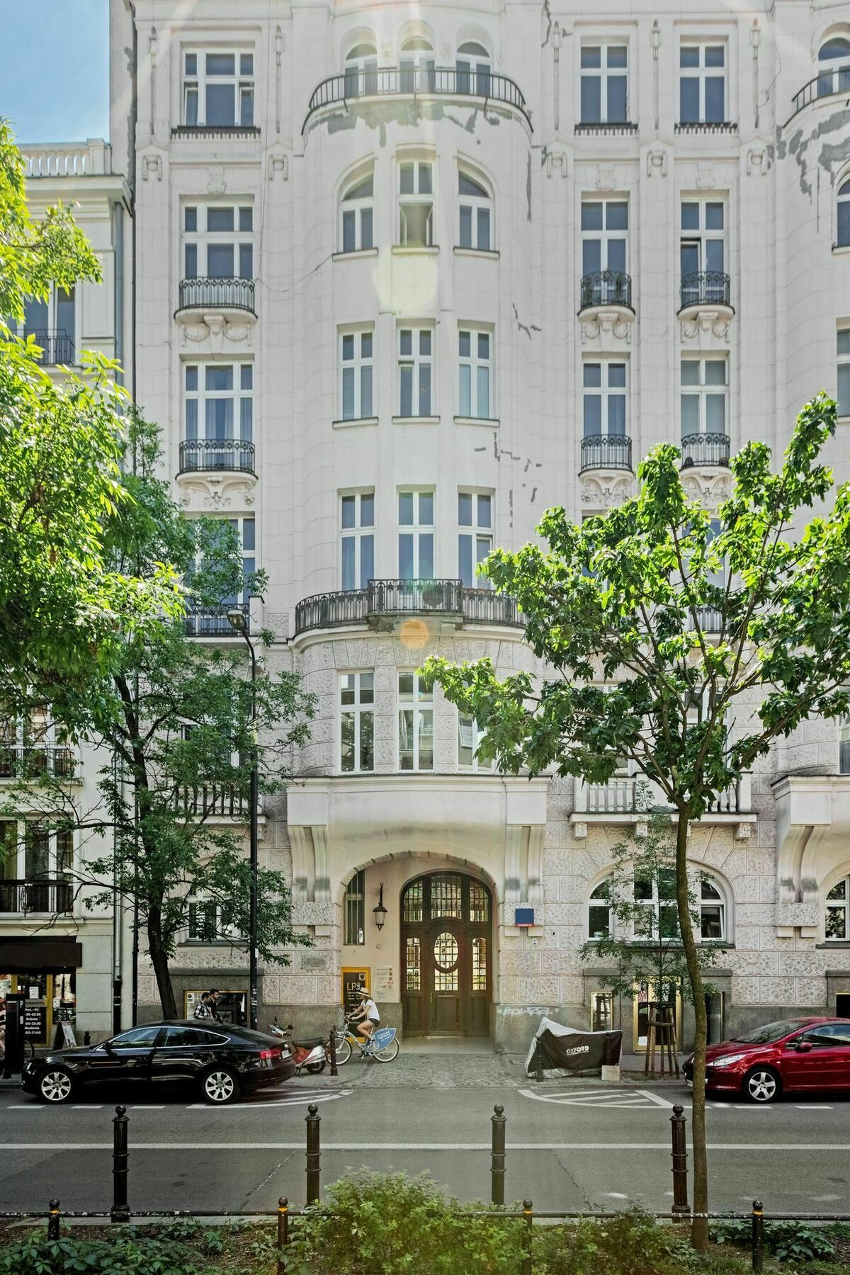 Luxury 60 * Warszawa