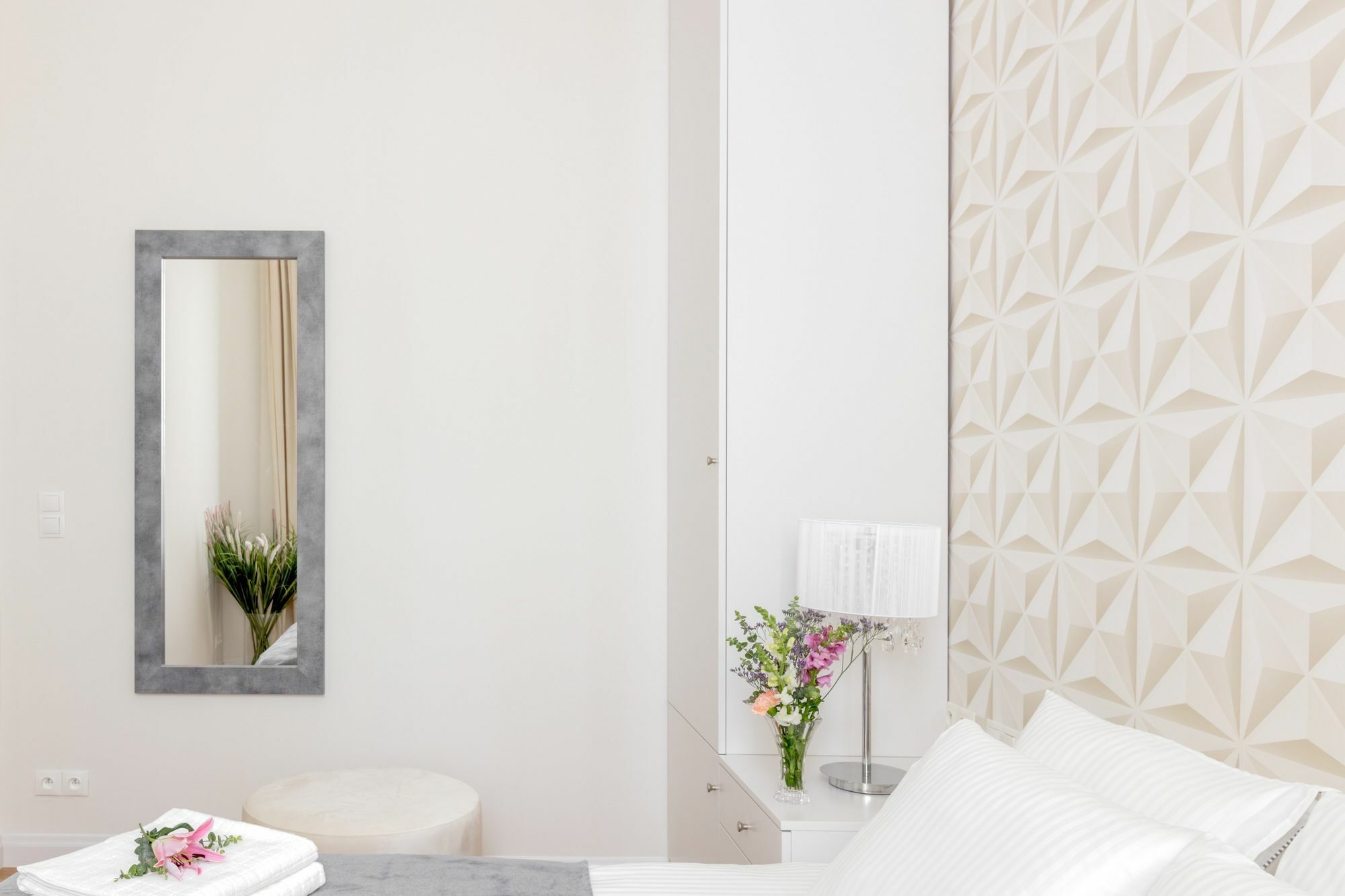 Luxury 60 * Warszawa